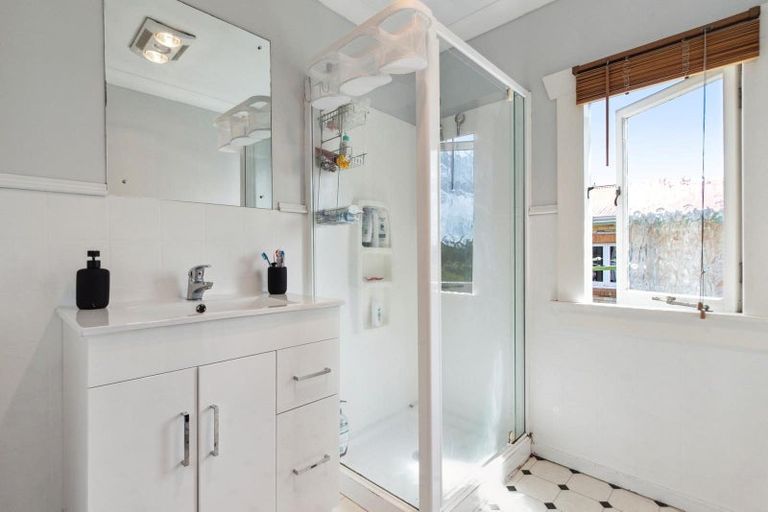 Photo of property in 140 Seddon Street, Pukekohe, 2120