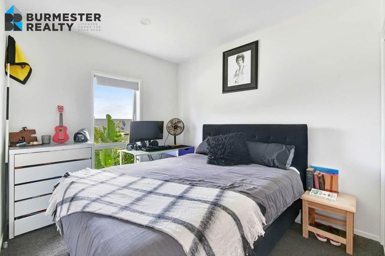 Photo of property in 10 St Julia Court, Helensville, 0800