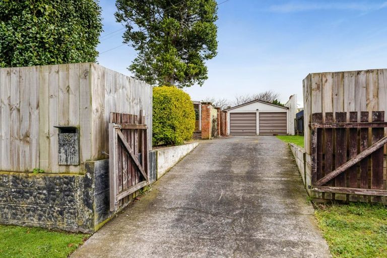 Photo of property in 96 Fairfield Road, Hawera, 4610