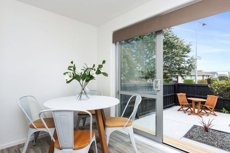 Photo of property in 1/8 Ashwood Street, Parklands, Christchurch, 8083