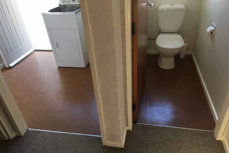 Photo of property in 58a Warwick Street, Wilton, Wellington, 6012