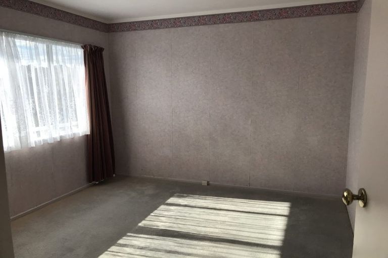 Photo of property in 2/7 Wye Street, Island Bay, Wellington, 6023