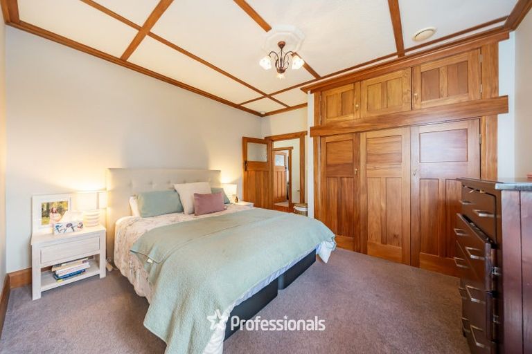 Photo of property in 143 Whites Line East, Waiwhetu, Lower Hutt, 5010