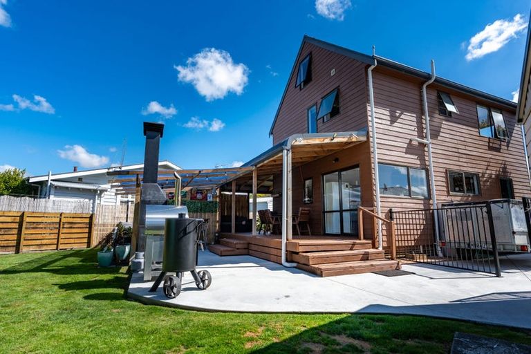 Photo of property in 10 Tranmere Road, Fairfield, Hamilton, 3214