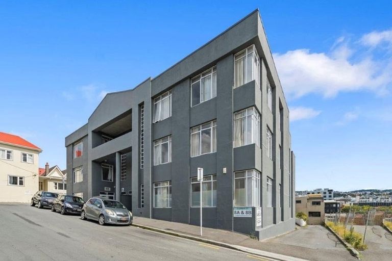 Photo of property in 6/8d Lipman Street, Mount Victoria, Wellington, 6011