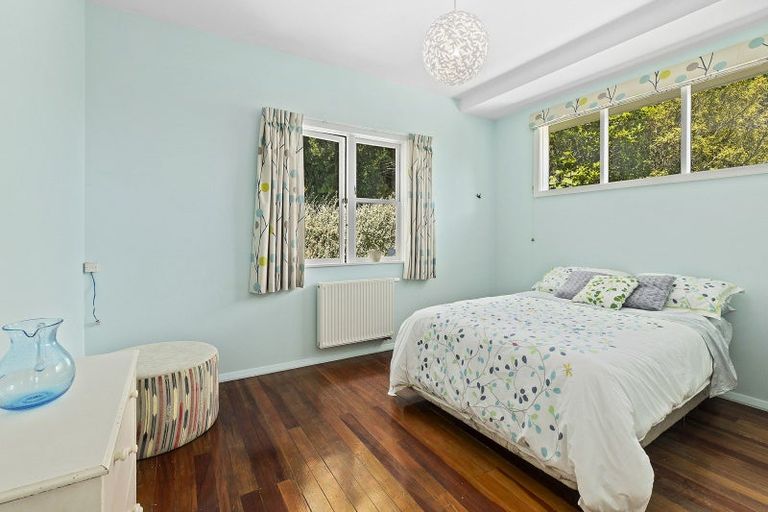 Photo of property in 21 Ngaio Gorge Road, Ngaio, Wellington, 6035
