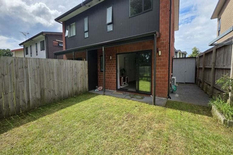 Photo of property in 93 Banks Street, Marfell, New Plymouth, 4310