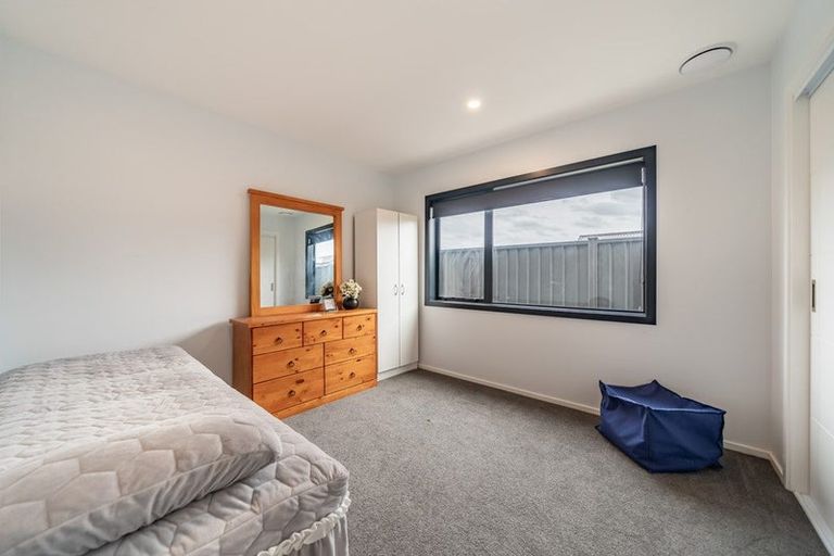 Photo of property in 15 Cynisca Crescent, Wallaceville, Upper Hutt, 5018