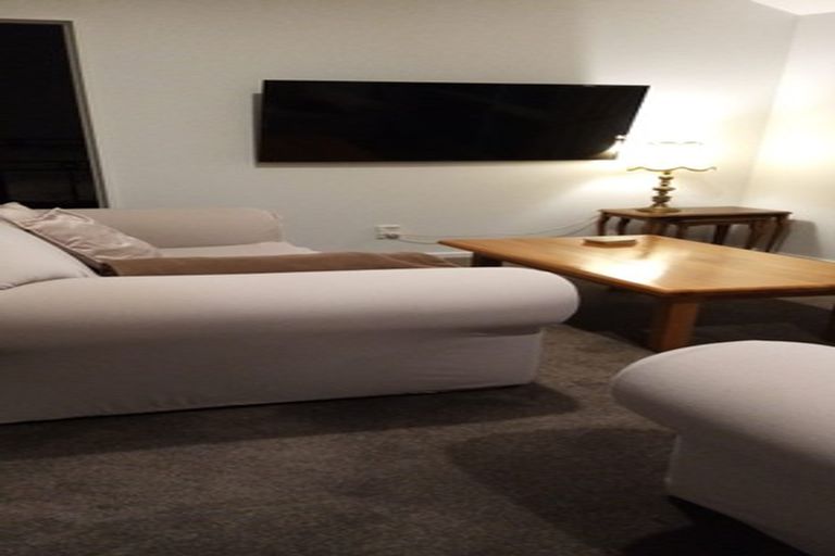 Photo of property in 2/15 Walton Street, Sydenham, Christchurch, 8023