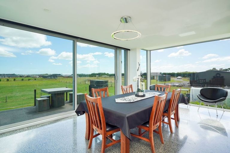 Photo of property in 89 Sunrise Drive, Seaward Bush, Invercargill, 9812