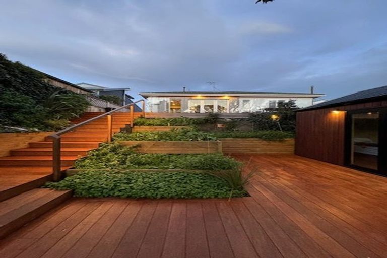 Photo of property in 12 View Road, Houghton Bay, Wellington, 6023