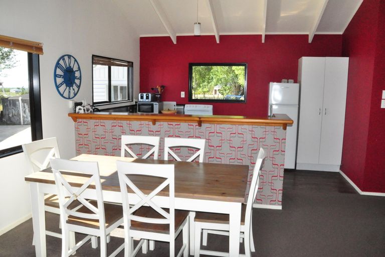 Photo of property in 928 Tennent Drive, Linton, Palmerston North, 4472