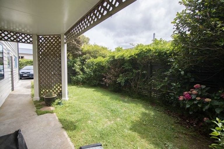 Photo of property in 186 Orangi Kaupapa Road, Northland, Wellington, 6012