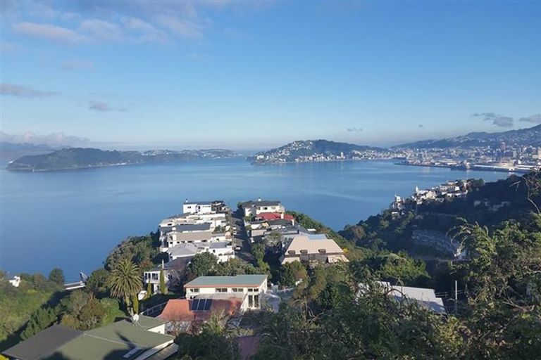 Photo of property in 1/161 Onslow Road, Khandallah, Wellington, 6035