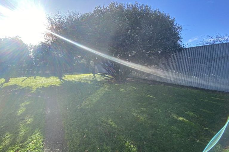 Photo of property in 42 Costley Street, Carterton, 5713