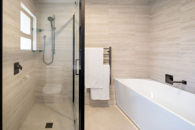 Photo of property in 4 Meridian Place, Flagstaff, Hamilton, 3210