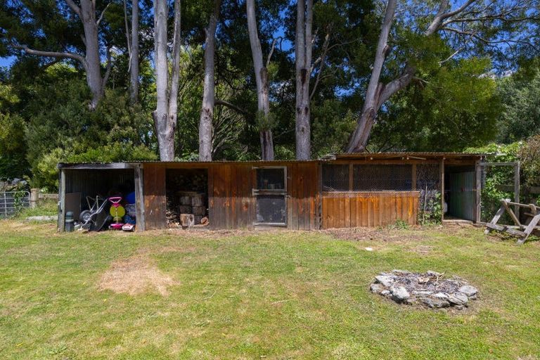 Photo of property in 956 Finnis Road, Pohangina, Ashhurst, 4884