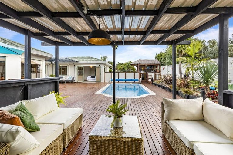 Photo of property in 4 Farnell Place, Gulf Harbour, Whangaparaoa, 0930