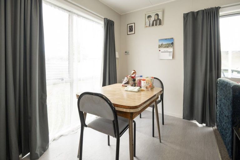 Photo of property in 320b Flaxmere Avenue, Flaxmere, Hastings, 4120