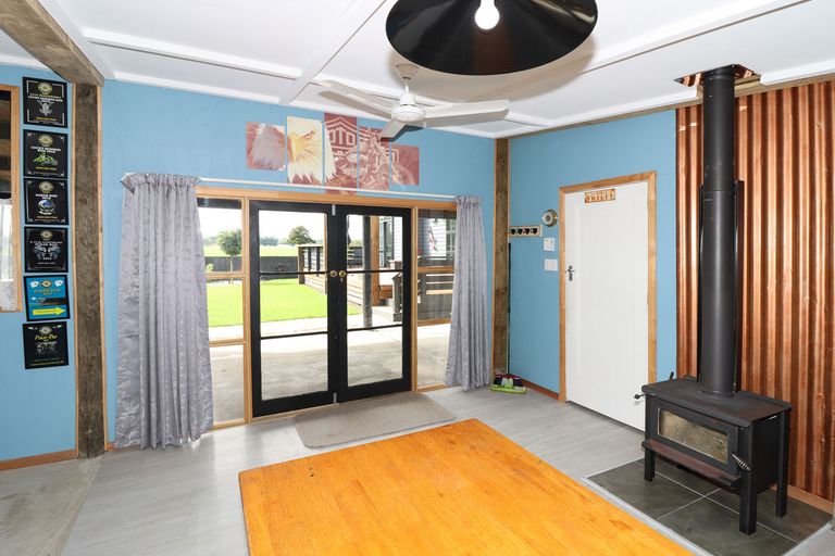 Photo of property in 359 Moreton Road, Parkvale, Carterton, 5792