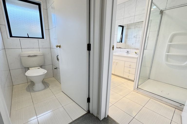 Photo of property in 48a Hollyford Avenue, Bryndwr, Christchurch, 8053