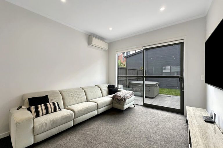 Photo of property in 12 Eyton Kay Road, Hobsonville, Auckland, 0616