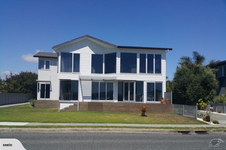 Photo of property in 2/249 One Tree Point Road, One Tree Point, 0118