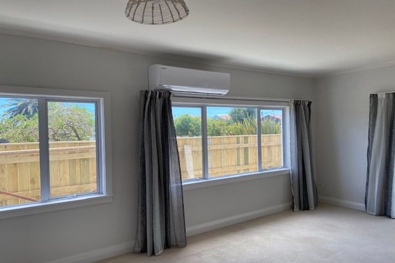 Photo of property in 3a Robbie Street, Foxton Beach, Foxton, 4815