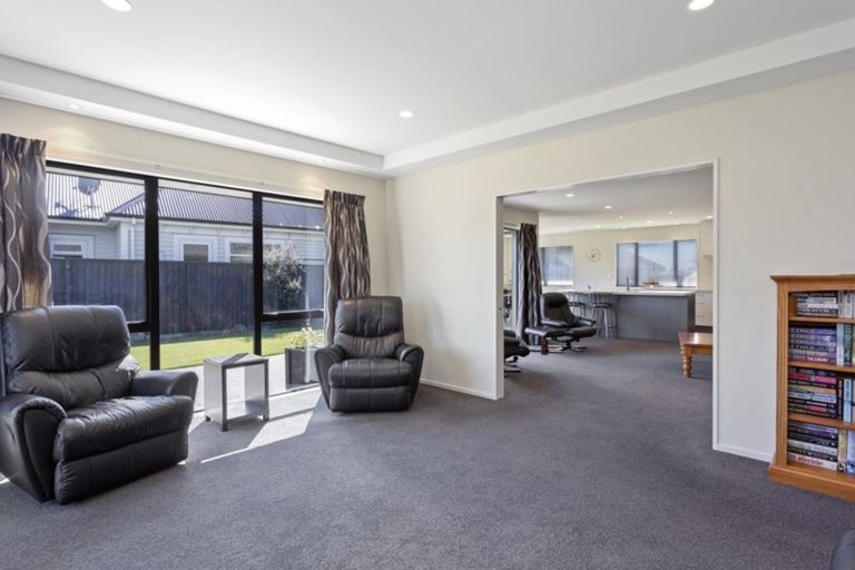 Photo of property in 11 Ballarat Road, Rangiora, 7400