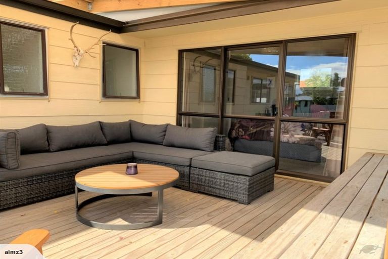 Photo of property in 31 Gilmour Place, Taradale, Napier, 4112