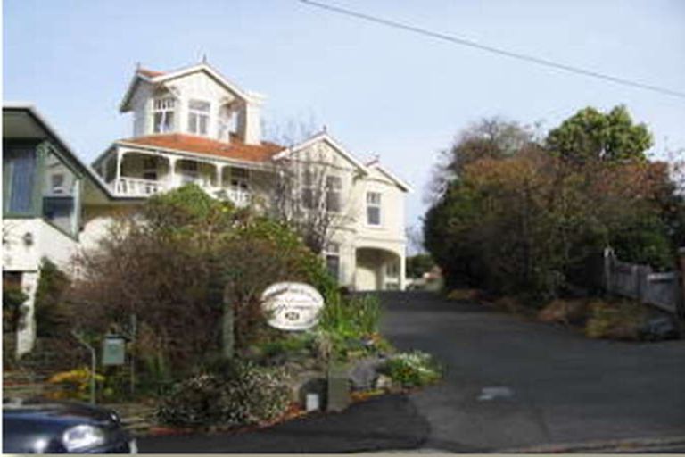 Photo of property in Claremont House, 24 Melrose Street, Roslyn, Dunedin, 9010