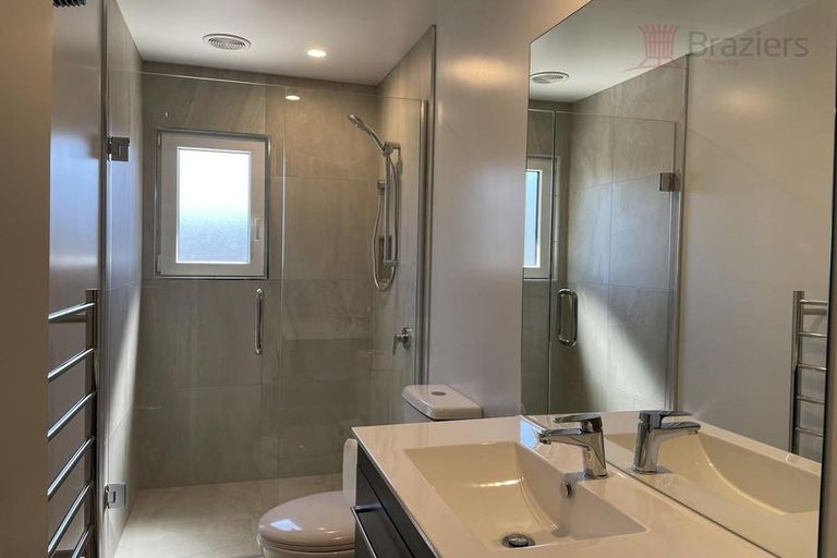 Photo of property in 147 Waimairi Road, Ilam, Christchurch, 8041