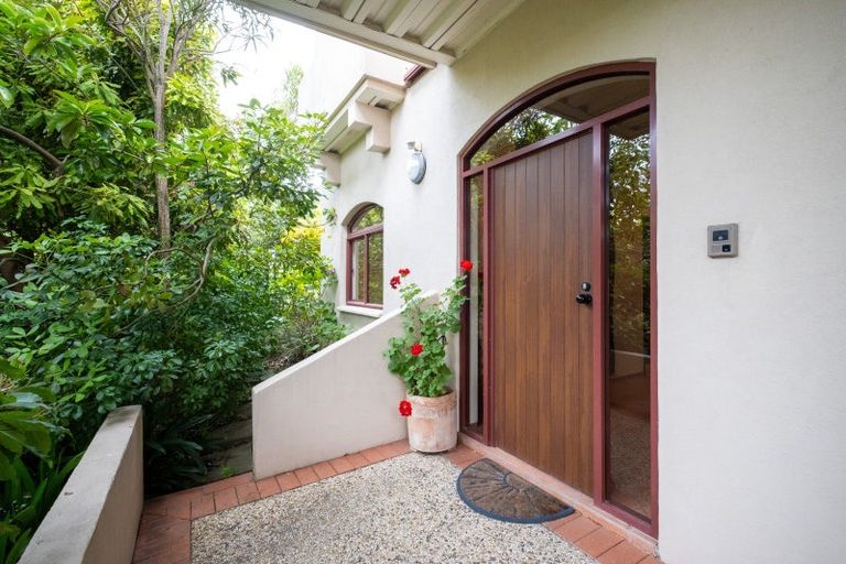 Photo of property in 25b George Street, Hospital Hill, Napier, 4110