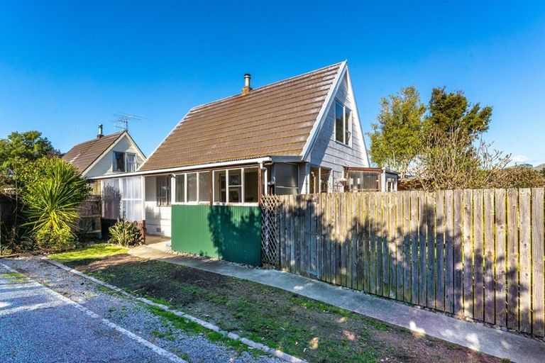 Photo of property in 30 Newman Avenue, Brightwater, 7022