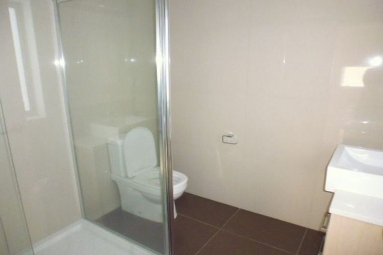 Photo of property in 13 Kereru Rise, Papakura, 2110