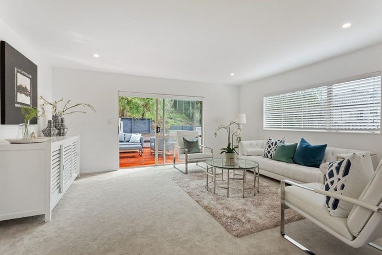 Photo of property in 18 Langana Avenue, Browns Bay, Auckland, 0630
