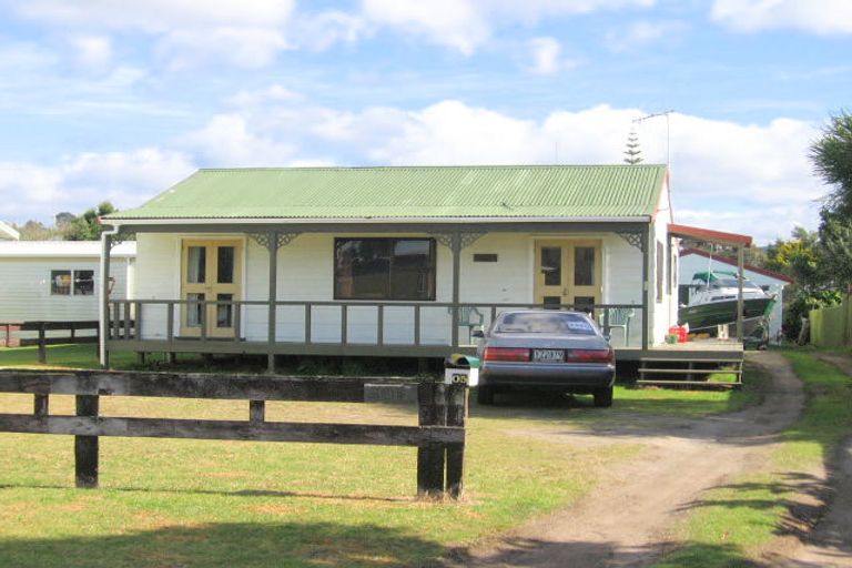 Photo of property in 205 The Square, Whangamata, 3620