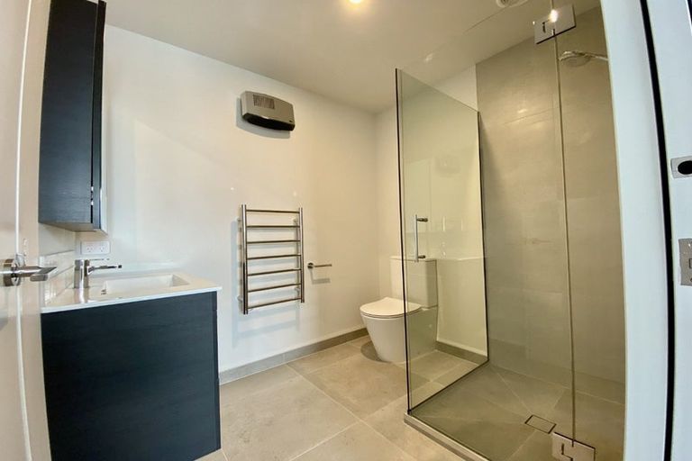 Photo of property in 9/317 Lincoln Road, Addington, Christchurch, 8024