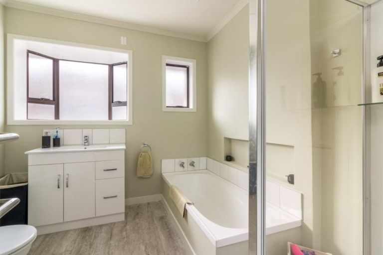 Photo of property in 417 Innes Road, Mairehau, Christchurch, 8052