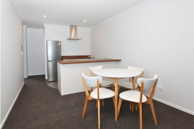 Photo of property in 14/10 Burrows Place, Frankton, Hamilton, 3204