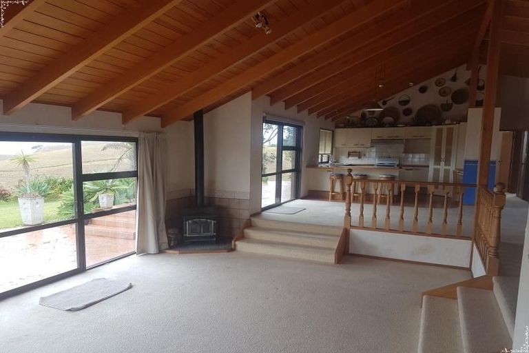 Photo of property in 155 Rockell Road, Whananaki, Hikurangi, 0181