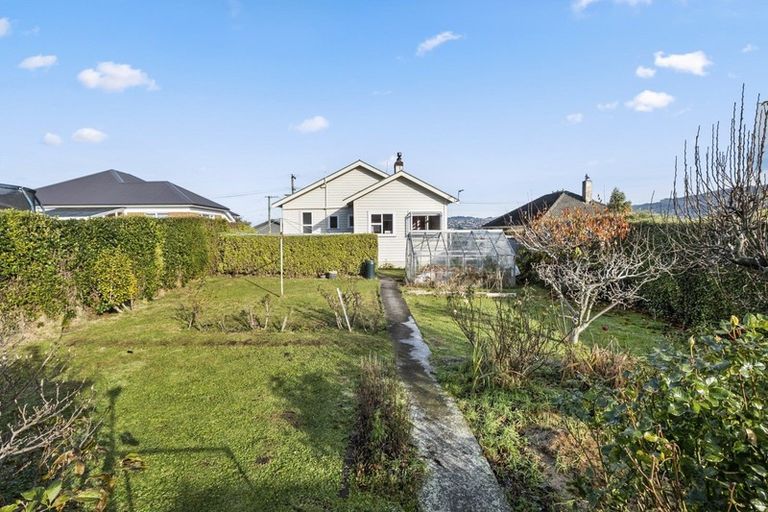 Photo of property in 194 Gladstone Road, Dalmore, Dunedin, 9010