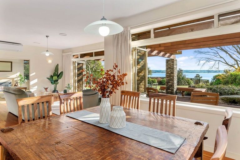 Photo of property in 52 Gemini Place, Kawaha Point, Rotorua, 3010