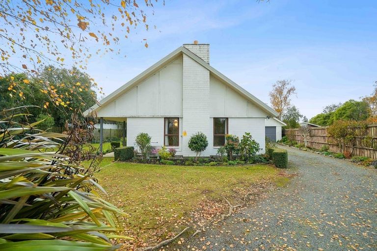 Photo of property in 26 Burnett Street, Oxford, 7430