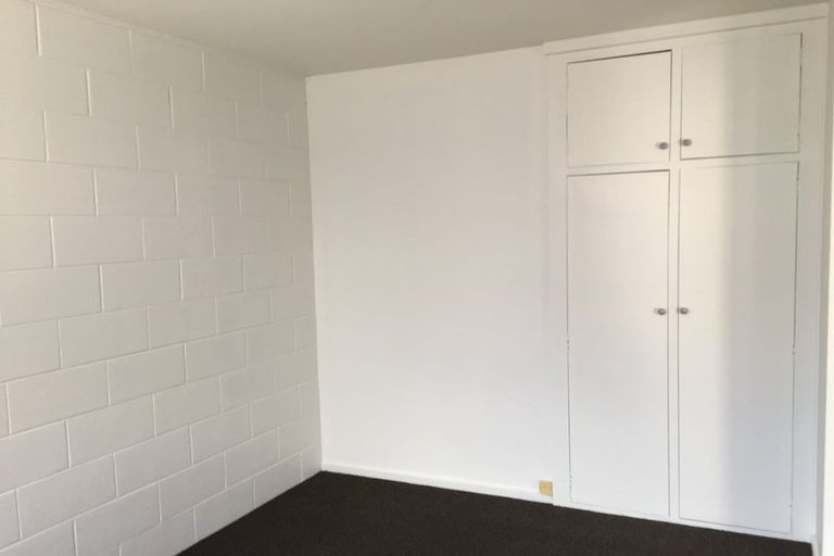 Photo of property in 2/61 Brockworth Place, Riccarton, Christchurch, 8011