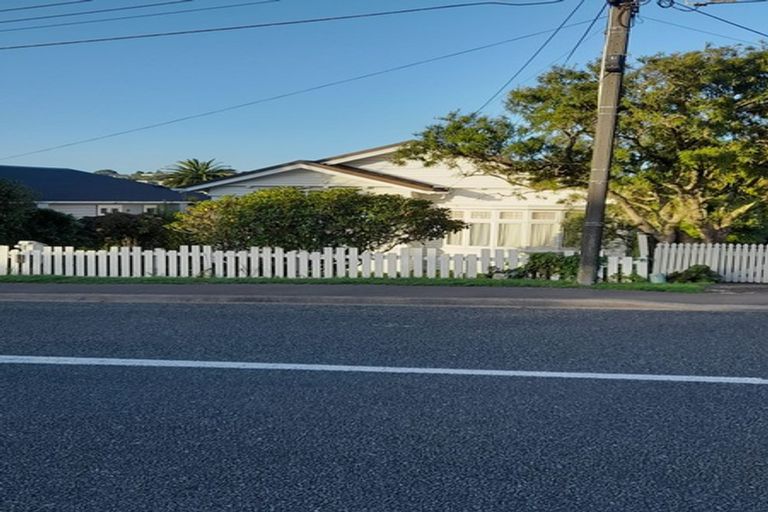 Photo of property in 27 Beauchamp Street, Karori, Wellington, 6012