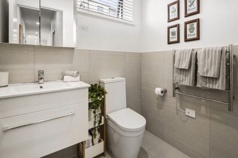 Photo of property in 102/38c Fraser Avenue, Northcote, Auckland, 0627