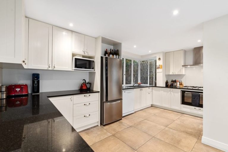 Photo of property in 1/38a Norwood Road, Bayswater, Auckland, 0622