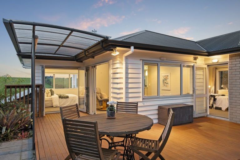 Photo of property in 121 Isabella Drive, Pukekohe, 2120