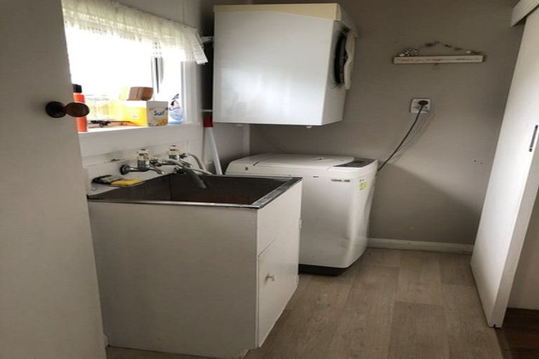 Photo of property in 417 Carrington Street, Upper Vogeltown, New Plymouth, 4310